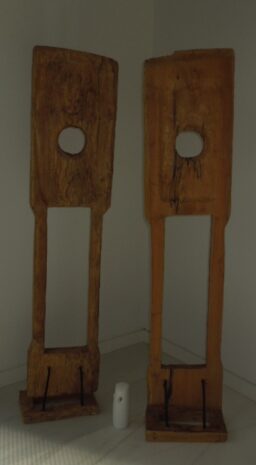 st (totems madera)